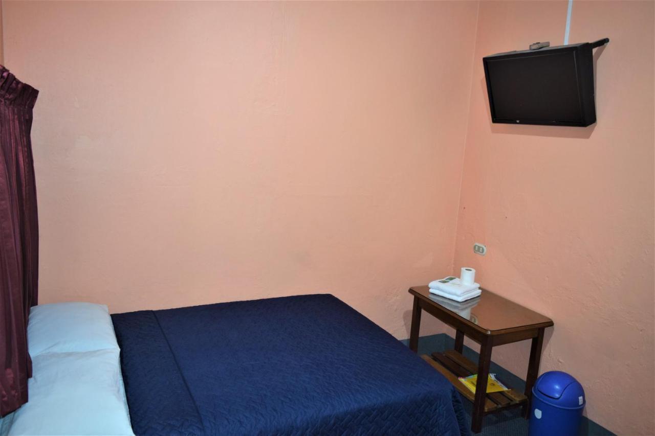 Hotel Asuncion Guatemala-Stad Buitenkant foto